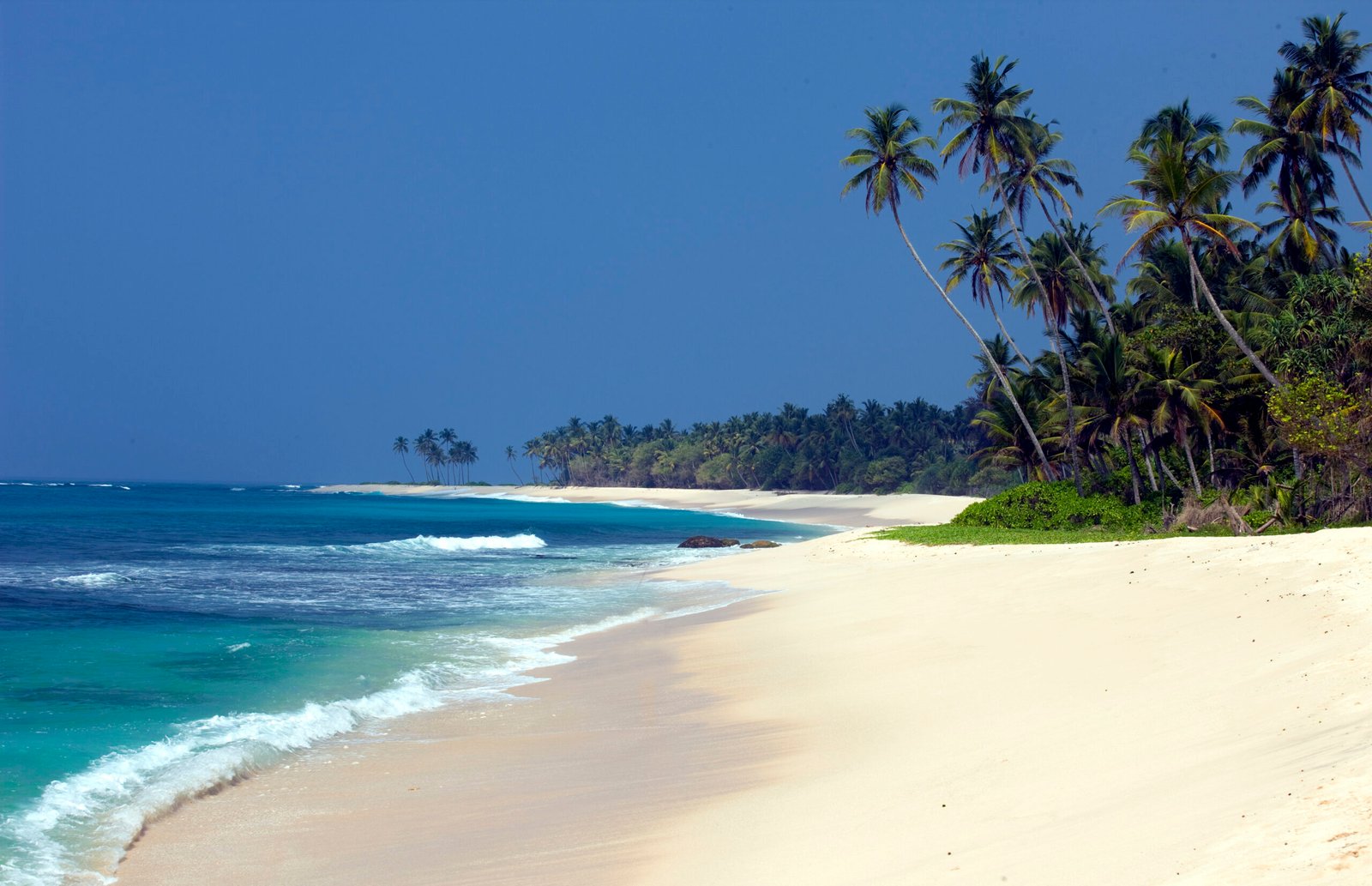 Pristine Beaches
Southern to Eastern Shores
