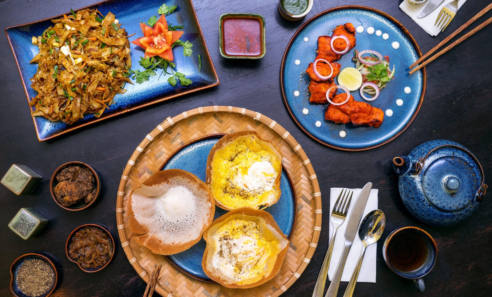 Traditional,Sri,Lankan,Kottu,Roti,,Hoppers,Cake,,Chicken,Spicy,Tikka